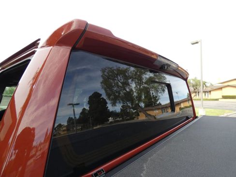 Used 2025 Toyota Tacoma TRD Off-Road w/ TRD Off Road Premium Package image 24