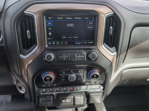 Used 2022 Chevrolet Silverado 3500 High Country w/ Z71 Off-Road Package image 13