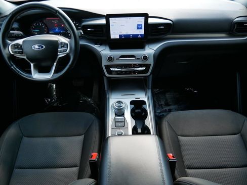 Certified 2023 Ford Explorer XLT AWD/4WD image 13