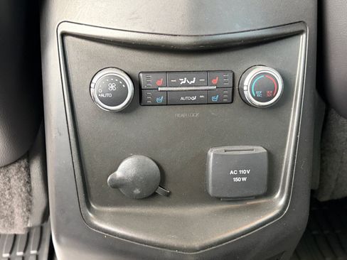 Used 2016 Lincoln MKT AWD w/ Equipment Group 201A image 28