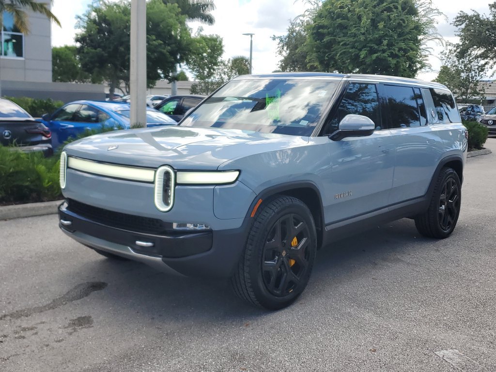 Used 2023 Rivian R1S Adventure Quad AWD/4WD image 8