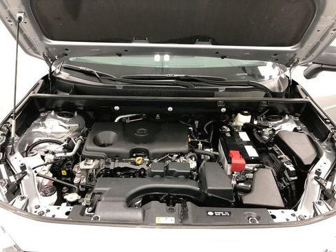 Used 2023 Toyota RAV4 LE AWD/4WD image 22