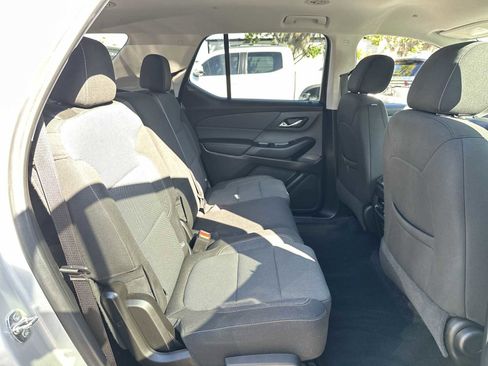 Certified 2021 Chevrolet Traverse LS FWD image 18