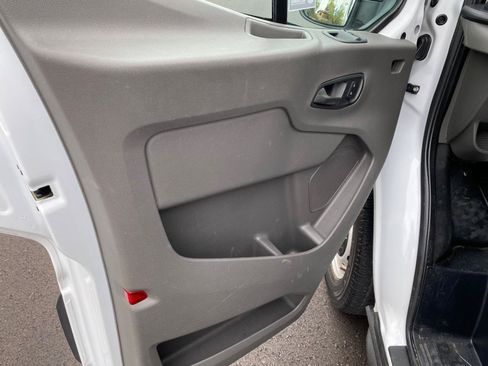 Used 2021 Ford Transit 250 148 High Roof RWD image 31