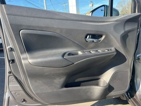 New 2025 Nissan Versa SV image 23