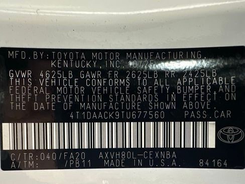 Used 2026 Toyota Camry LE FWD image 11