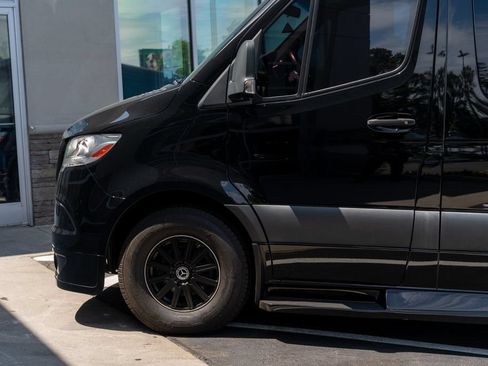 Used 2019 Mercedes-Benz Sprinter 170 image 18