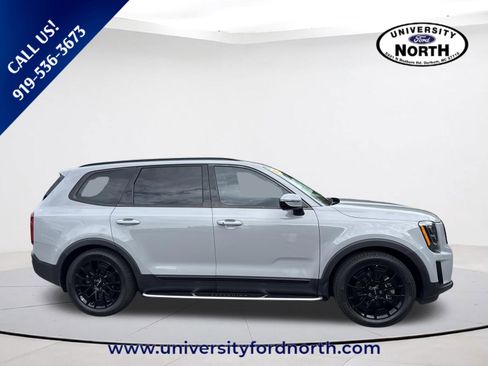 Used 2022 Kia Telluride SX w/ SX Prestige Package AWD/4WD image 8