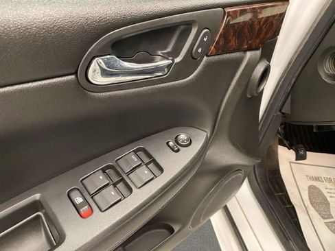 Used 2012 Chevrolet Impala LS image 11