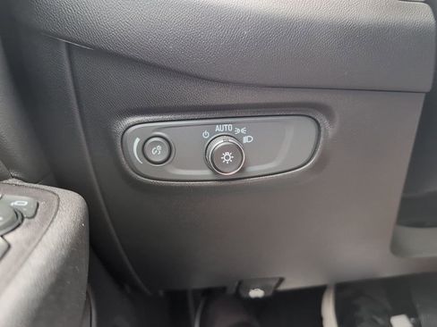 Used 2019 Chevrolet Equinox LT AWD/4WD image 22