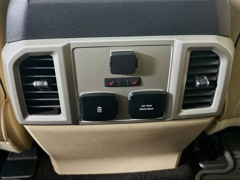 Used 2017 Ford F150 Lariat w/ Equipment Group 502A Luxury image 28