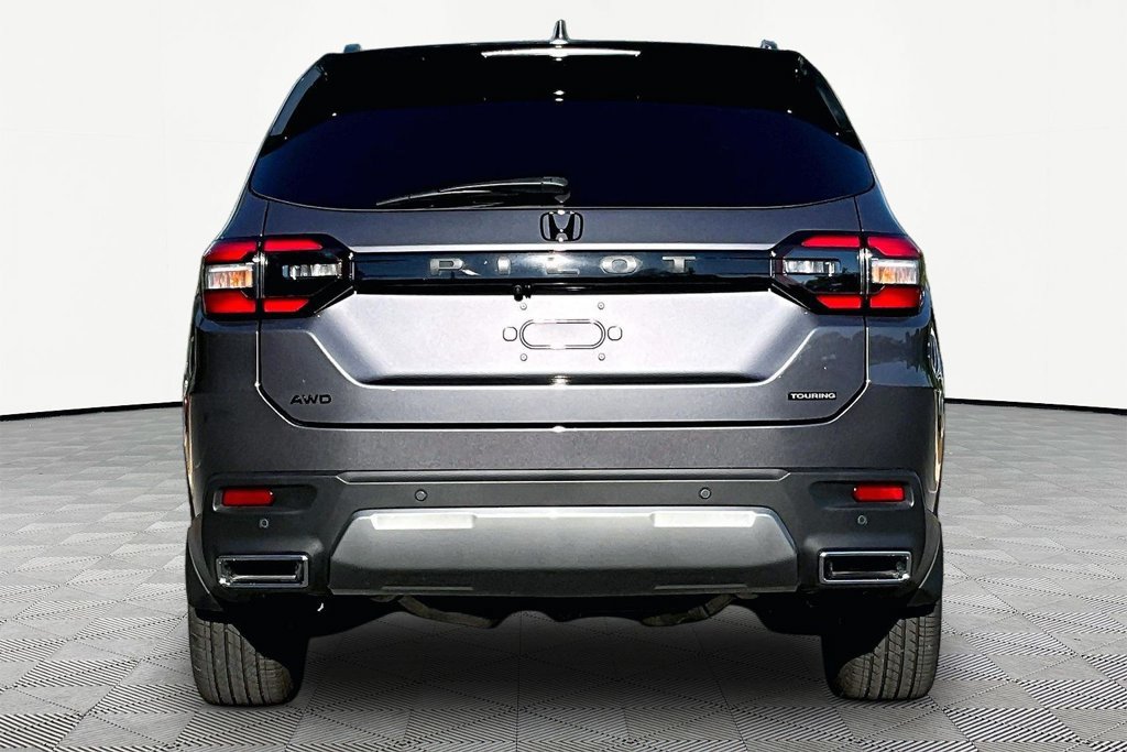 Certified 2026 Honda Pilot Touring image 6