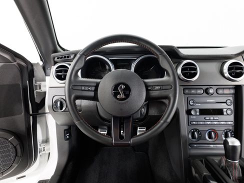 Used 2007 Ford Mustang Shelby GT500 RWD image 19