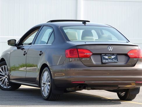 Used 2014 Volkswagen Jetta TDI FWD image 16