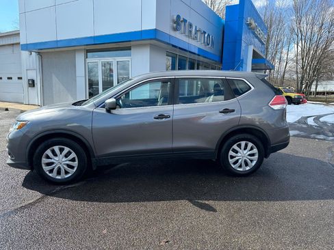 Used 2016 Nissan Rogue S image 6