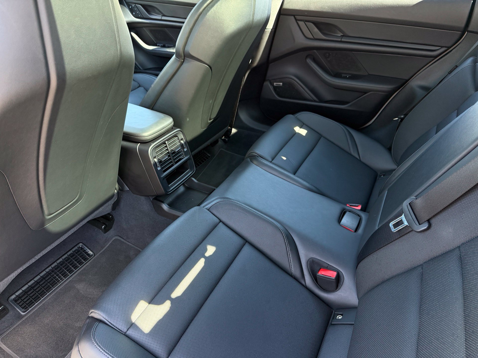 Certified 2023 Porsche Taycan RWD image 30