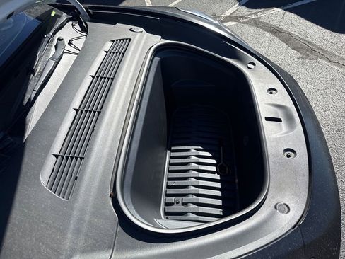 Used 2023 Tesla Model Y Performance image 38