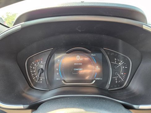 Used 2020 Hyundai Santa Fe Limited AWD/4WD image 11