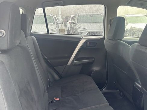Used 2016 Toyota RAV4 LE image 16