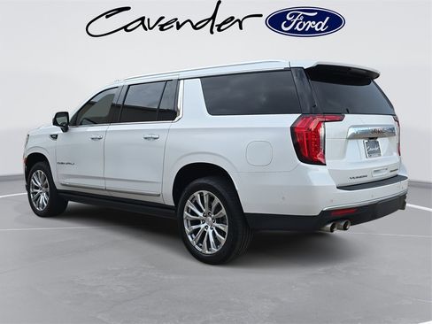 Used 2023 GMC Yukon XL Denali w/ Denali Reserve Package image 7