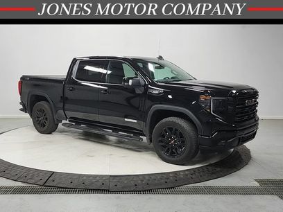 Used 2025 GMC Sierra 1500 Elevation w/ Elevation Premium Package