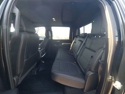 Used 2021 Chevrolet Silverado 3500 High Country image 17