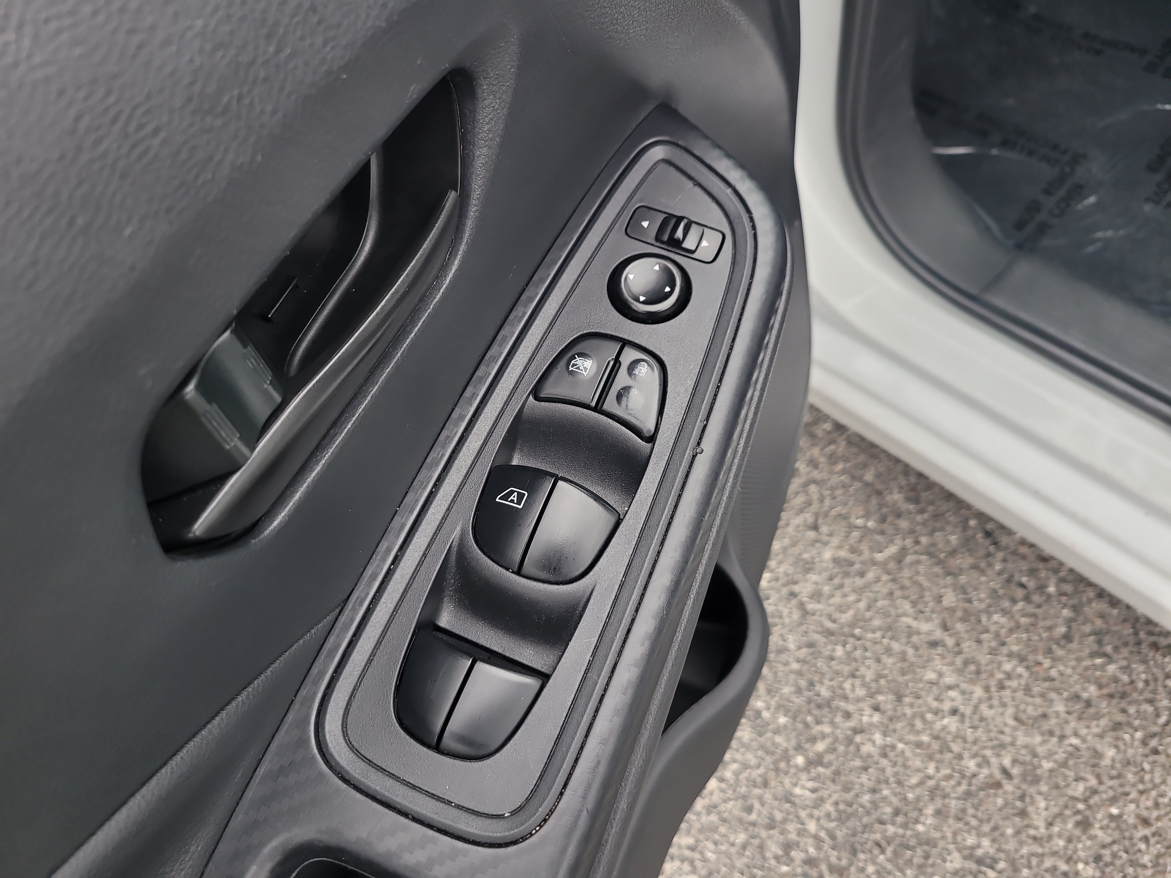 Used 2023 Nissan Versa S w/ Trunk Package FWD image 15