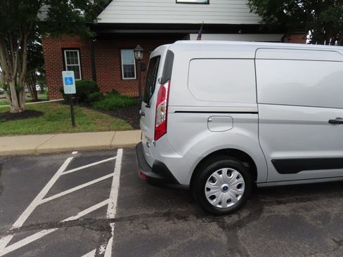 Used 2020 Ford Transit Connect XLT FWD image 7