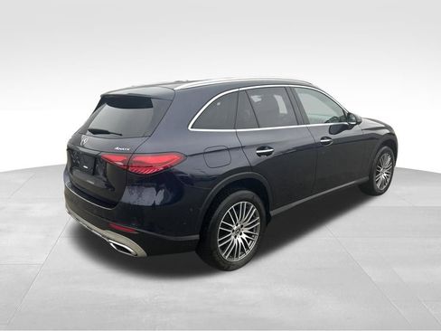 Used 2023 Mercedes-Benz GLC 300 4MATIC image 5