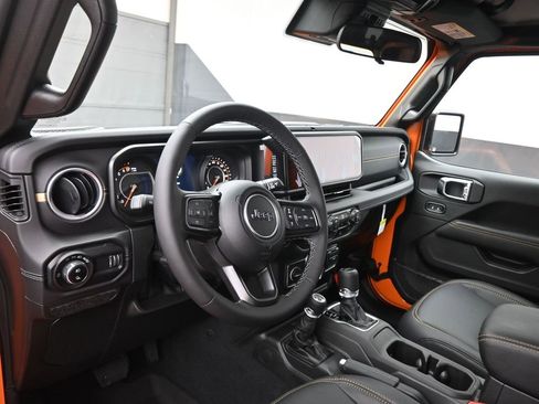 New 2025 Jeep Gladiator Sport image 9