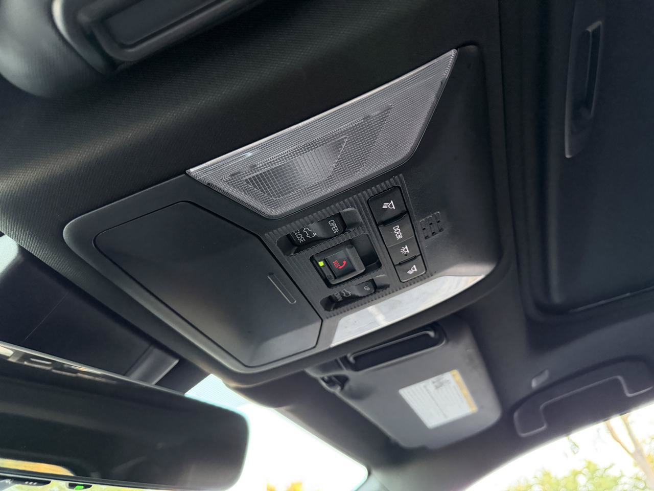 Used 2023 Toyota RAV4 XSE w/ Weather Package AWD/4WD image 6