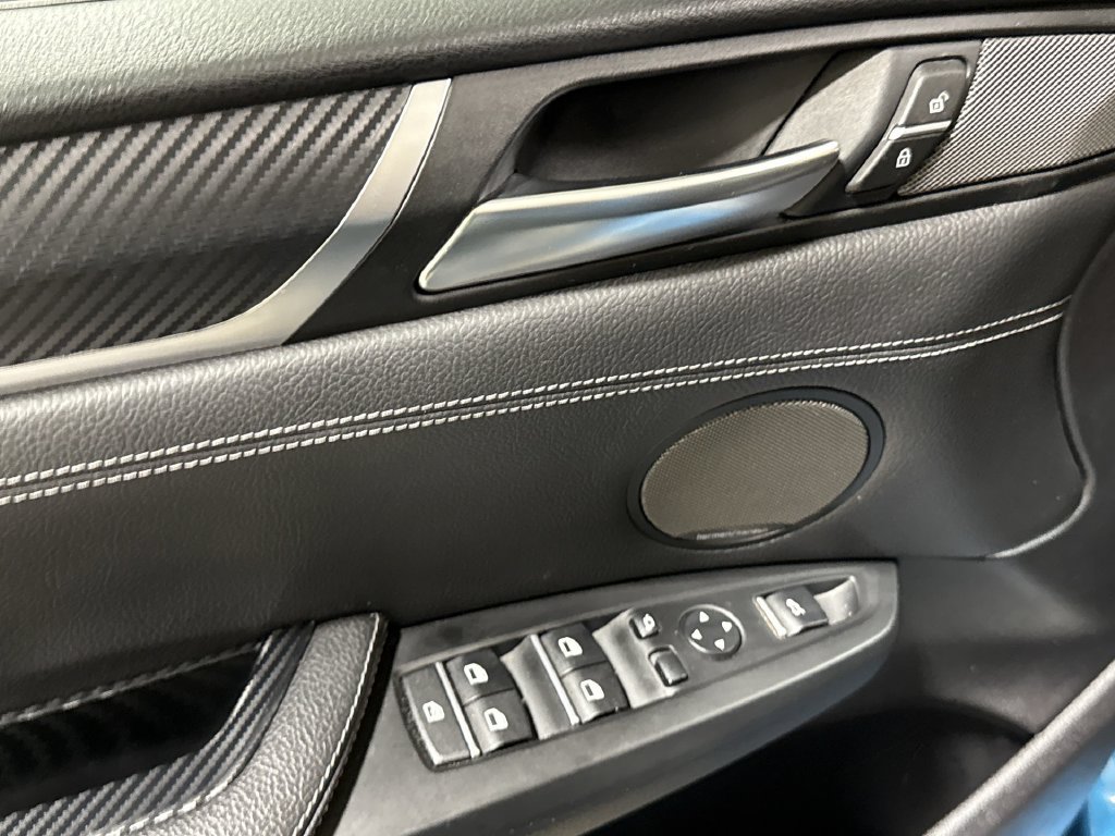 Used 2017 BMW X4 M40i AWD/4WD image 22