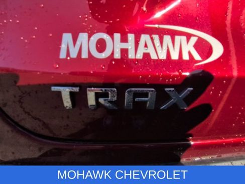 Used 2024 Chevrolet Trax LS w/ LS Convenience Package FWD image 31