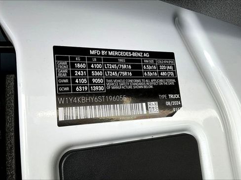Used 2025 Mercedes-Benz Sprinter 2500 image 15