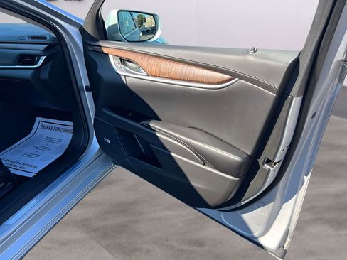 Used 2018 Cadillac XTS Luxury FWD image 19