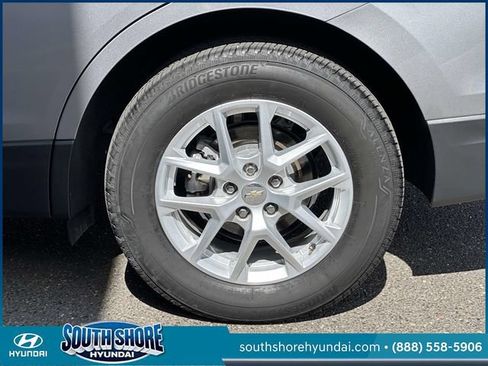 Used 2023 Chevrolet Equinox LS AWD/4WD image 9