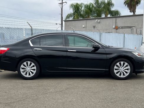 Used 2015 Honda Accord EX image 6