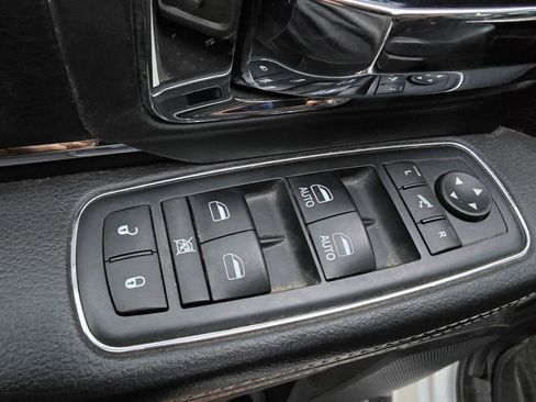 Used 2018 RAM 2500 Laramie w/ Snow Chief Group image 13