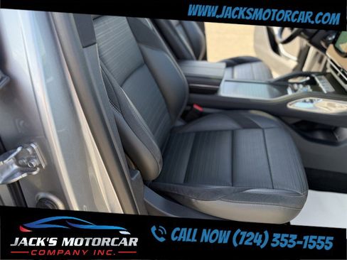 Used 2024 Lincoln Nautilus Reserve w/ Equipment Group 202A image 18