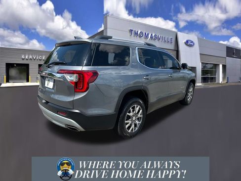 Used 2021 GMC Acadia SLT w/ Preferred Package FWD image 3