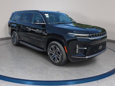 New 2026 Jeep Grand Wagoneer L 4WD image 3