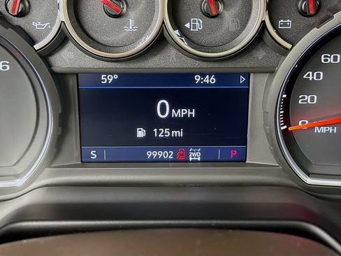 Used 2021 Chevrolet Tahoe Z71 w/ Z71 Signature Package AWD/4WD image 14
