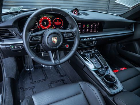 Certified 2025 Porsche 911 Carrera S image 9