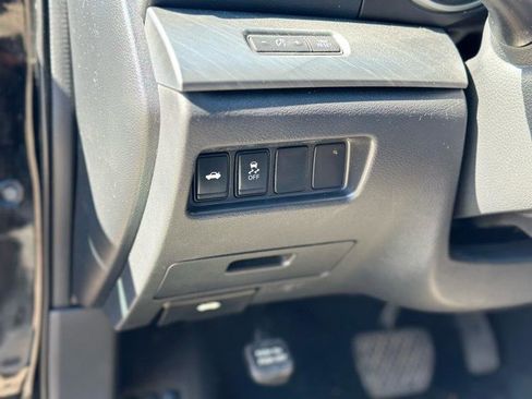 Used 2018 Nissan Maxima 3.5 SV FWD image 12