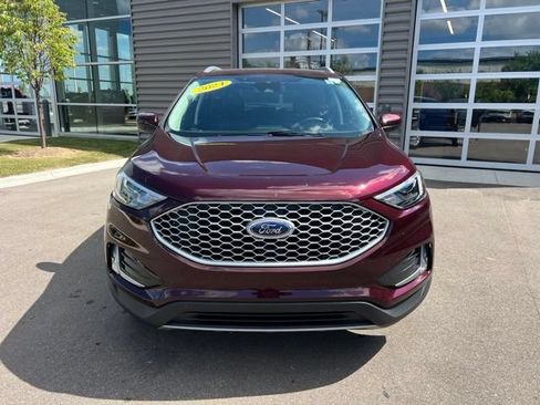 Used 2024 Ford Edge SEL w/ Convenience Package AWD/4WD image 2