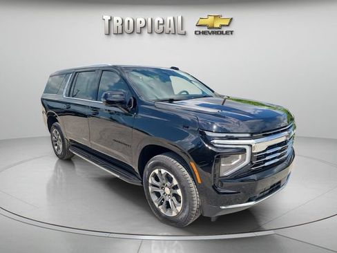 New 2026 Chevrolet Suburban LT w/ Comfort Package RWD image 7