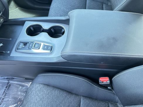 Used 2024 Honda Ridgeline Sport image 19