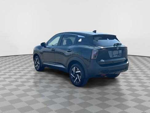 Certified 2025 Nissan Kicks SV FWD image 8