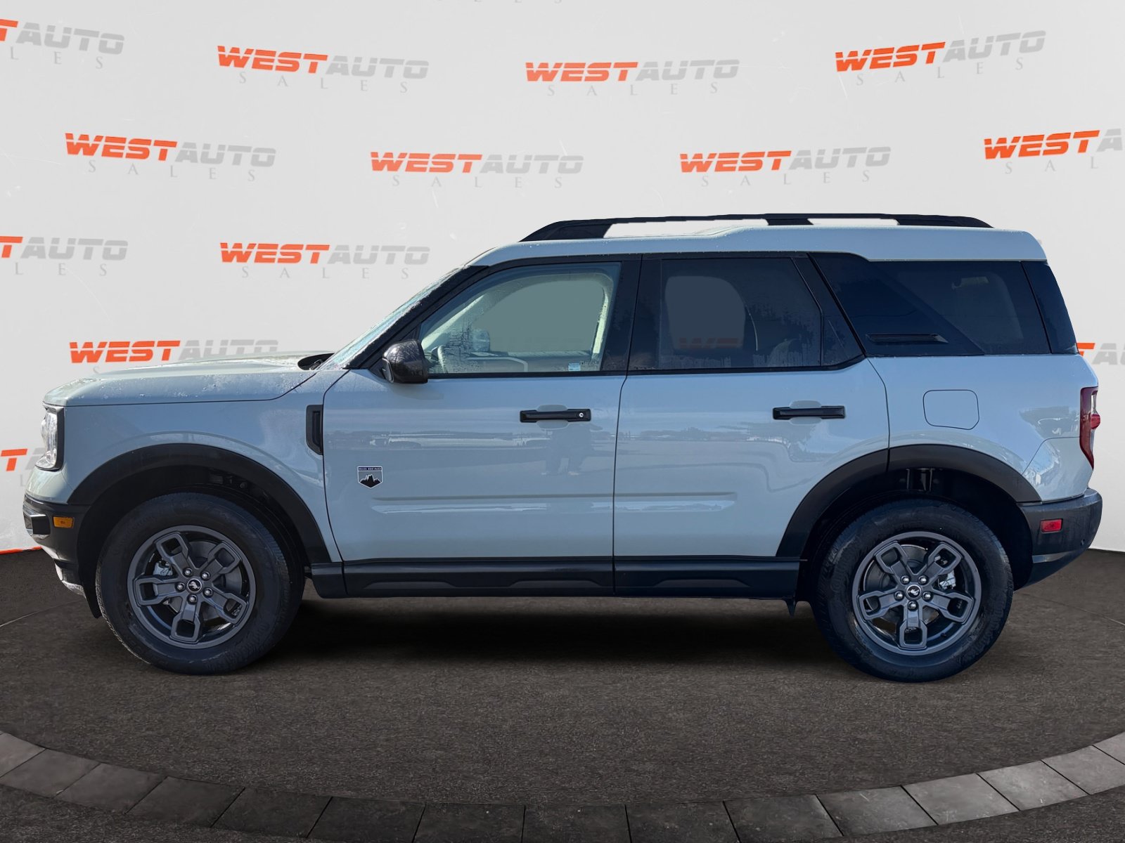 Used 2024 Ford Bronco Sport Big Bend w/ Convenience Package AWD/4WD image 2
