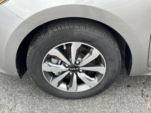 Certified 2023 Kia Rio S w/ Technology Package image 11